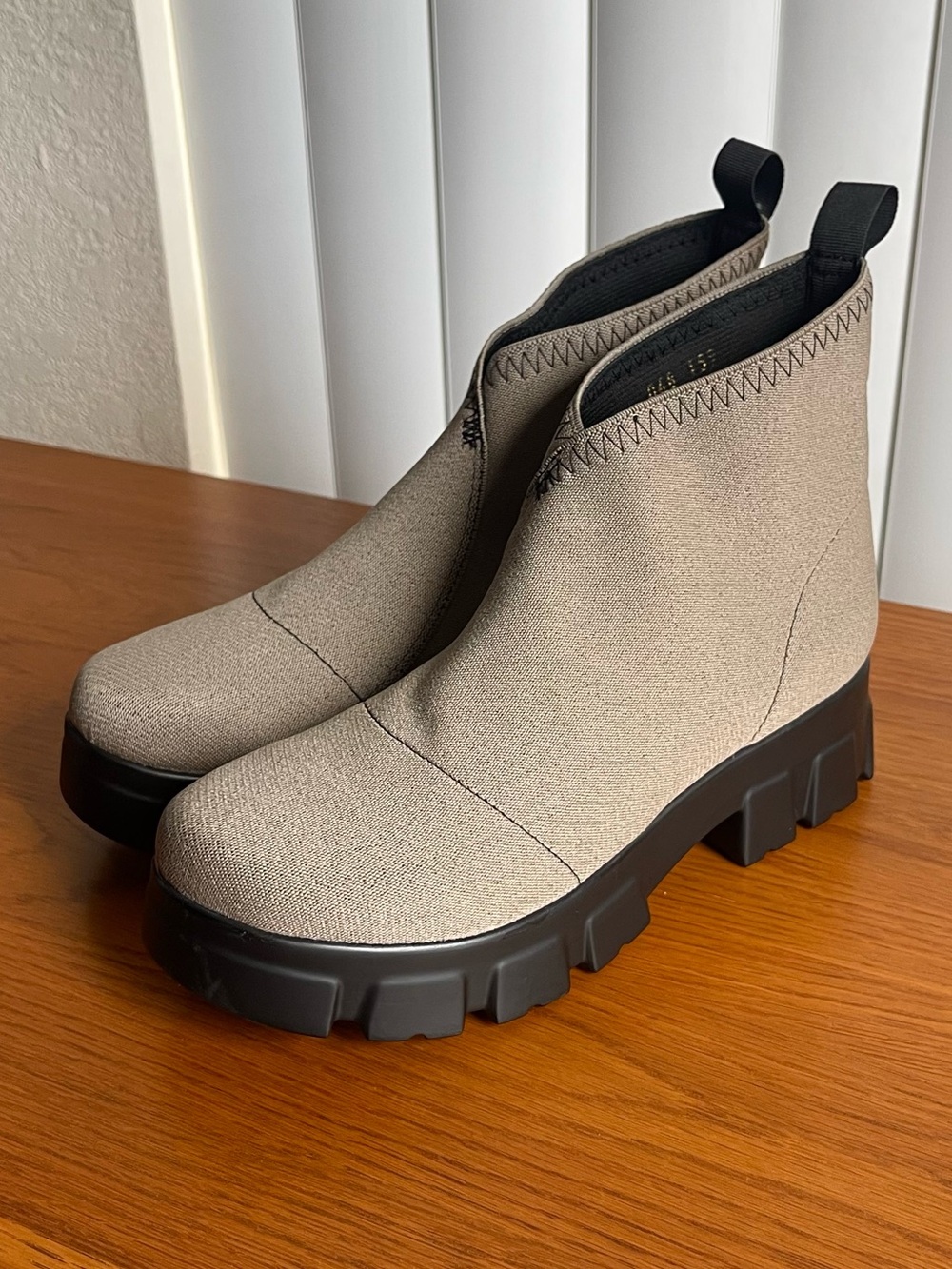 Charleston Shoe Co. Murphy Boot Falcon Size 8